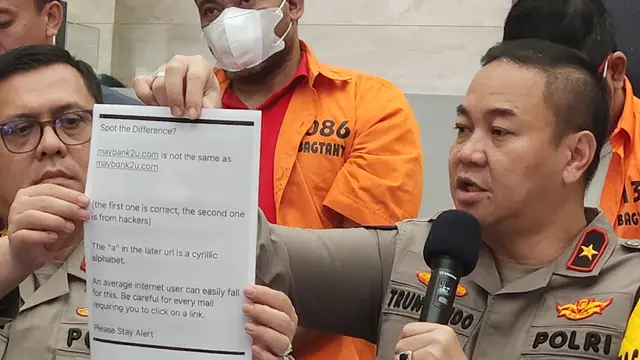 Direktorat Tindak Pidana Siber Bareskrim Polri menangkap lima tersangka pelaku scamming bussines email compromise yang merugikan perusahaan asal Singapura hingga Rp 32 miliar.