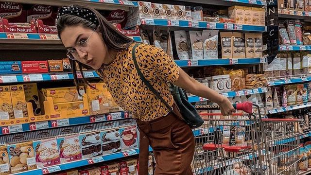 Jarang Muncul di Layar Kaca, Ini 7 Potret Terbaru Olivia Jensen yang Makin Memesona