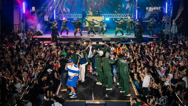Aksi Panggung Toton Caribo dan Wizz Baker di Pesta Timuran Jaksel 2026, Penonton Pecah!