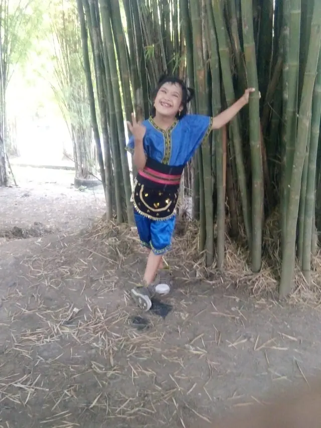 Nuzulis Sakinah penyandang down syndrome dari Gresik, Jawa Timur. Foto:Dokumentasi Pribadi.
