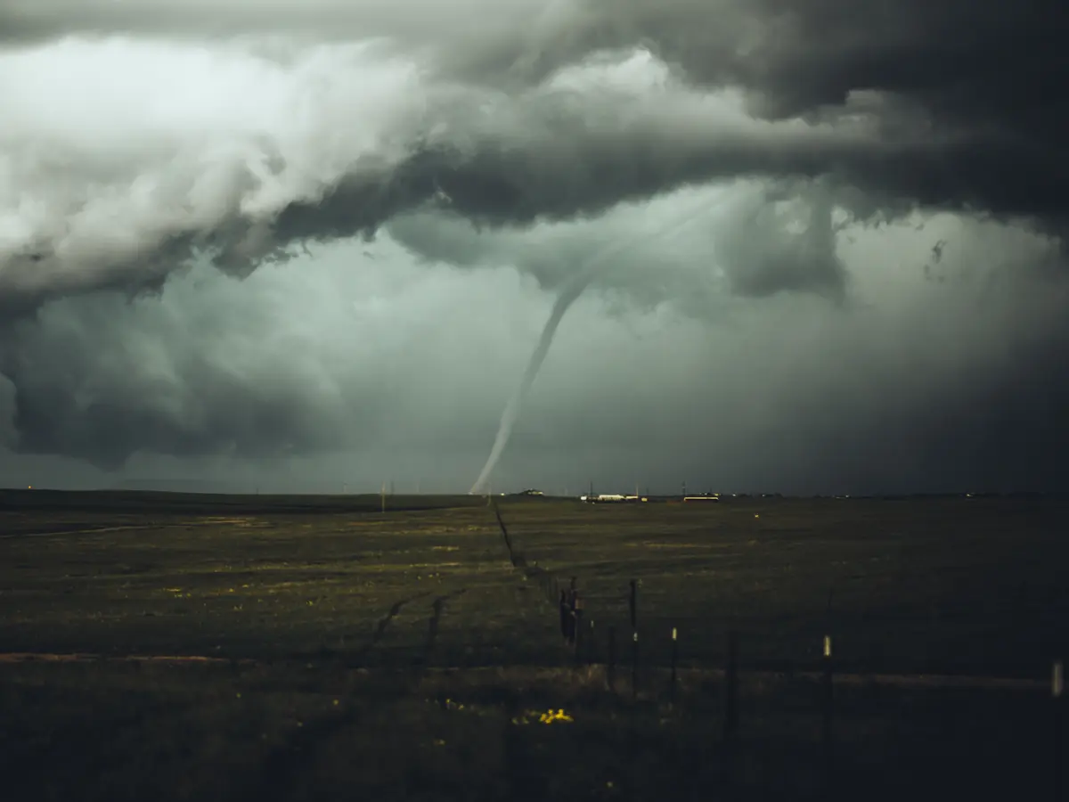 Arti Mimpi tentang Badai yang Dipercaya Banyak Orang - Ragam