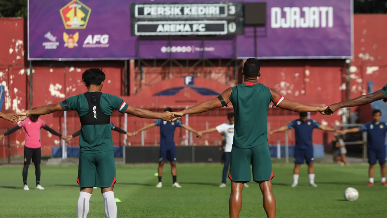 Pemain Persik