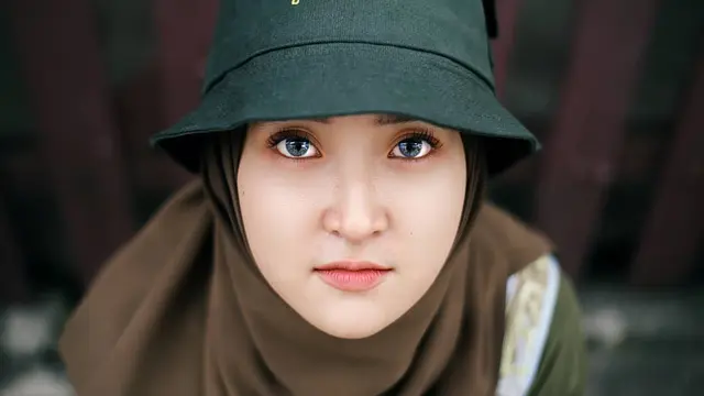 Disebut Mirip Nissa Sabyan, Ini 6 Potret Melati Wanita yang Viral di TikTok