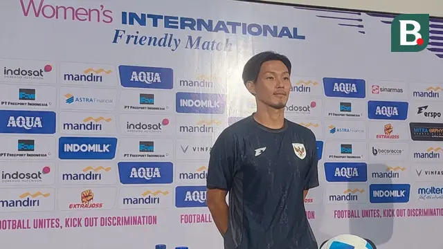 Timnas Indonesia Putri, Akira Higashiyama