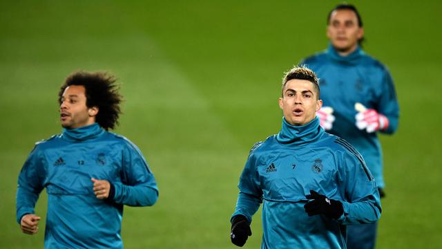 Intip Latihan Pemain Real Madrid Jelang Hadapi PSG di Leg Kedua