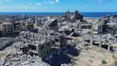 Sementara, Biro Pusat Statistik Palestina (PCBS) melaporkan jumlah bangunan yang rusak akibat agresi Israel di Jalur Gaza sejak Oktober 2023 hingga September 2025 mencapai 190.115 bangunan, termasuk 102.067 yang hancur total. (AP Photo)