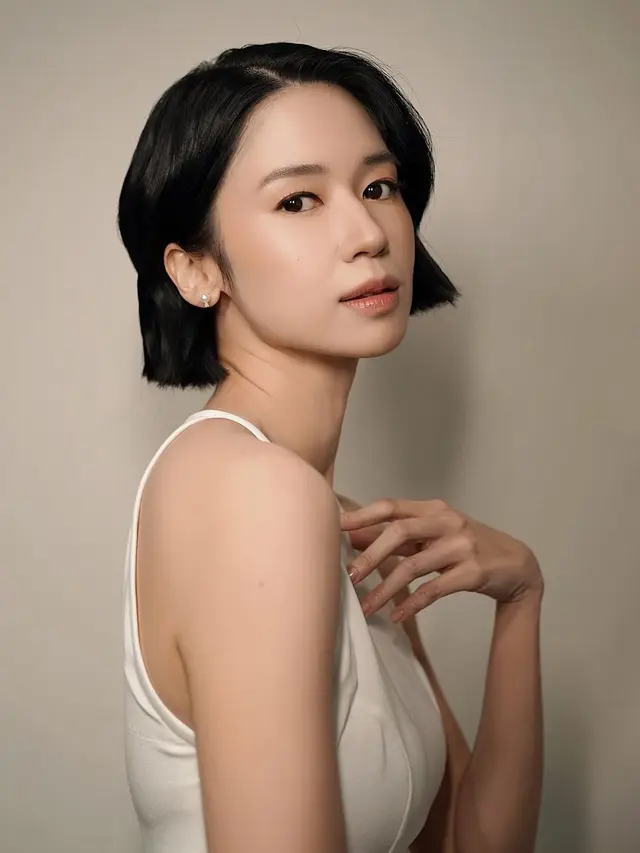 7 Potret Gaya Rambut Baru Laura Basuki, Meski Pendek Tetap Menawan