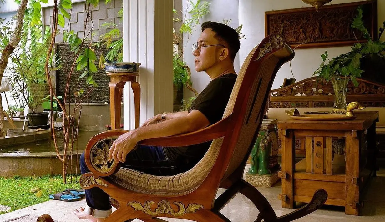 (Instagram/yanajulio60)