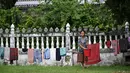 Sebelumnya, Thailand dan Kamboja saling menembakkan artileri berat pada Jumat (25/7/2025) yang menandai eskalasi terburuk dalam lebih dari satu dekade berlanjut ke hari kedua. (Lillian SUWANRUMPHA/AFP)