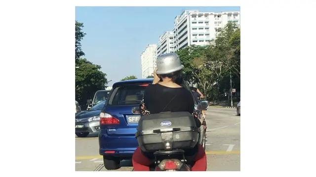 Pengganti helm (Sumber: Twitter/@rizalandri)