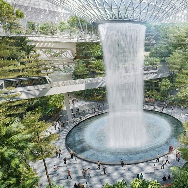 HSBC Rain Vortex di New Jewel Changi Singapura