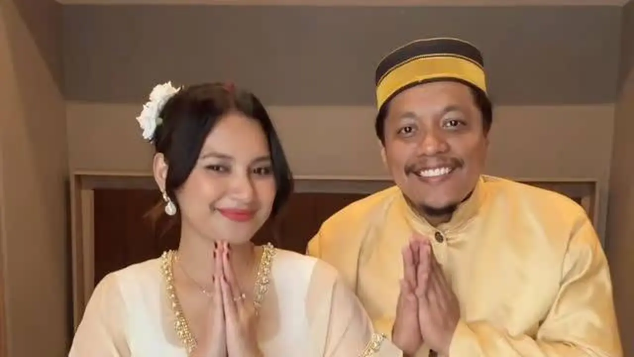 Indah Permatasari dan Arie Kriting