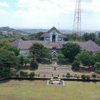 Undip Kelola Sampah jadi Energi Terbarukan, Diapresiasi Seskab Teddy