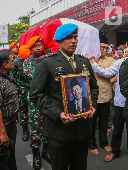 Hamzah Haz merupakan Wakil Presiden RI terakhir yang dipilih melalui proses pemilihan di Majelis Permusyawaratan Rakyat (MPR). (Liputan6.com/Angga Yuniar)