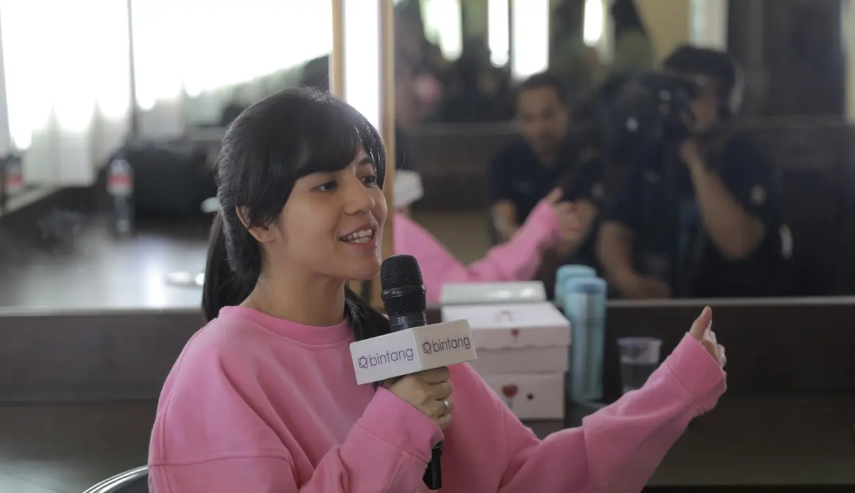 HUT SCTV ke-27 akan disiarkan secaran langsung malam ini mulai pukul 19.00 WIB dari JIExpo Kemayoran, Jakarta. Acara ini menjadi penutup siaran live 27 jam non-stop SCTV dalam perayaan hari jadinya. (Nurwahyunan/Bintang.com)