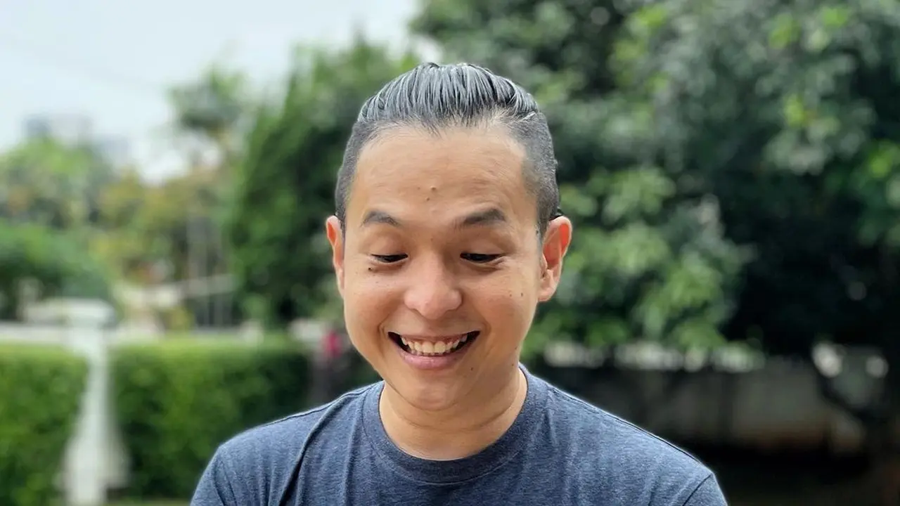 Ernest Prakasa. (Foto: Instagram @ernestprakasa)