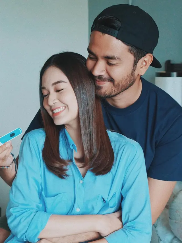 10 Potret Perjalanan Kehamilan Faradilla Yoshi, Lahirkan Anak Pertama
