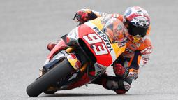 Helm spesial ini dipakai Marc Marquez saat kualifikasi GP AS di Sirkuit Americas, Austin, AS, (9/4/2016). (AFP/Thomas B. Shea)