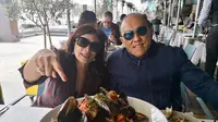 Aburizal Bakrie dan Tatty Murnitriarti berwisata kuliner di Sydney, Australia (Dok.Instagram/@aburizalbakrie.id/https://www.instagram.com/p/BpTTLjkBTmn/?hl=en&taken-by=aburizalbakrie.id/Komarudin)
