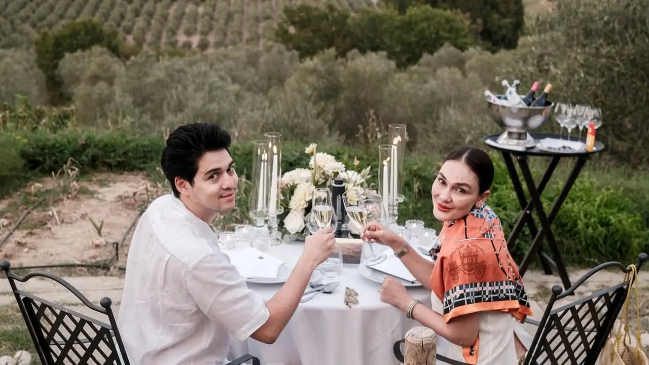 Semakin Lengket, Gaya Pasutri Luna Maya & Maxime Bouttier Saat Cocktail Date di COMO Castello Del Nero