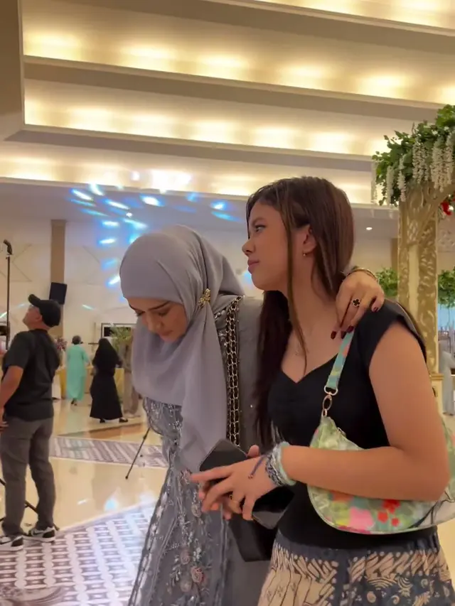 Mulan Jameela dan Safeea (Instagram/mulanjameela1)