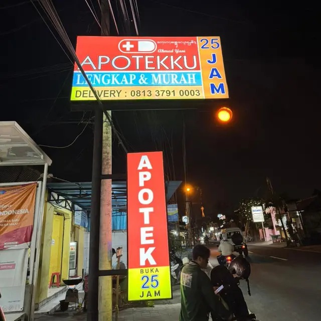 6 Potret Toko Buka 25 Jam Ini Kocak, Melebihi Batas Waktu dalam Sehari