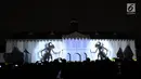 Salah satu pertunjukan projection mapping yang menggambarkan kesenian wayang di Museum Fatahillah, Jumat (19/1). Pertunjukan ini menandai rangkaian kegiatan perayaan 60 tahun hubungan diplomatik Indonesia-Jepang. (Liputan6.com/Helmi Fithriansyah)