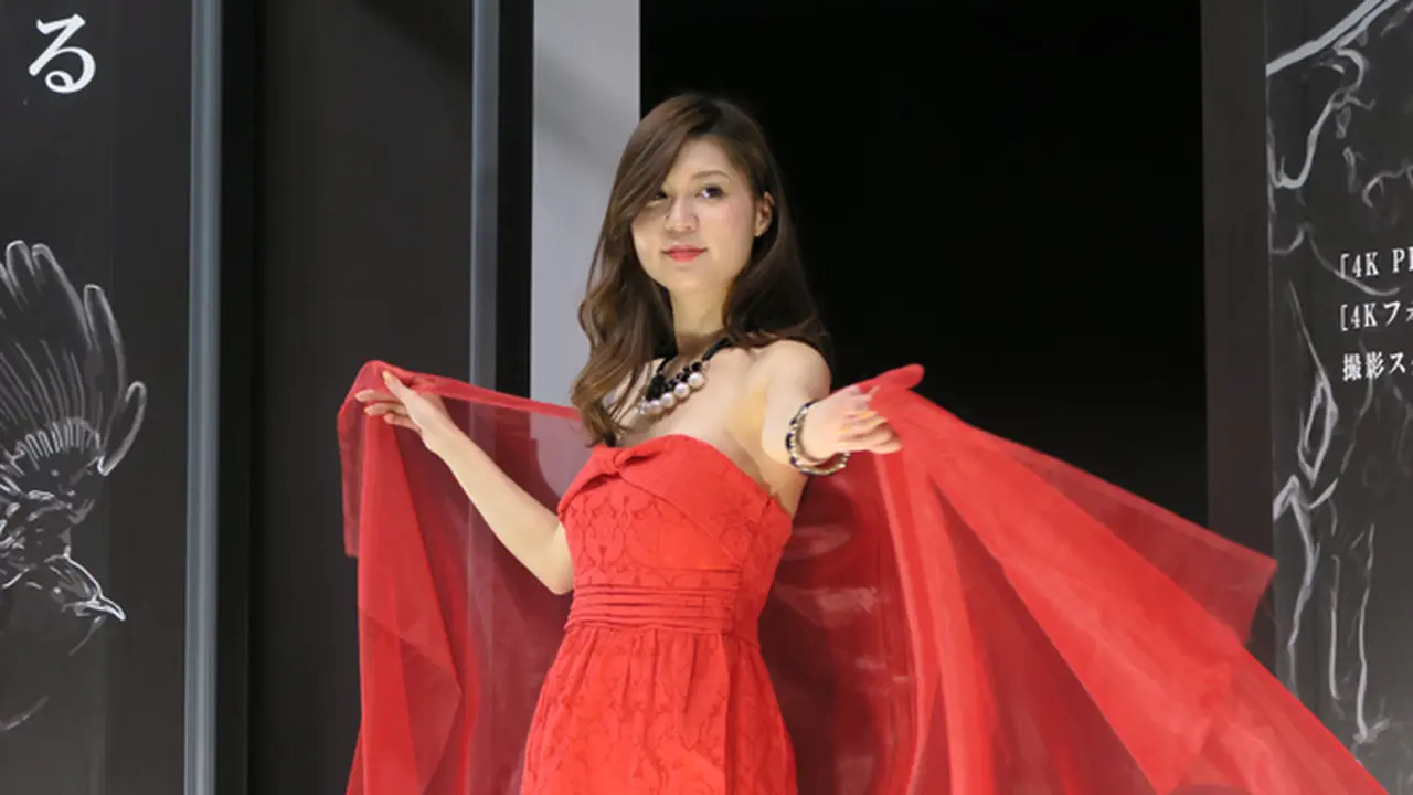Melihat Aksi Para Miyabi di Ajang CP+ 2015 Jepang