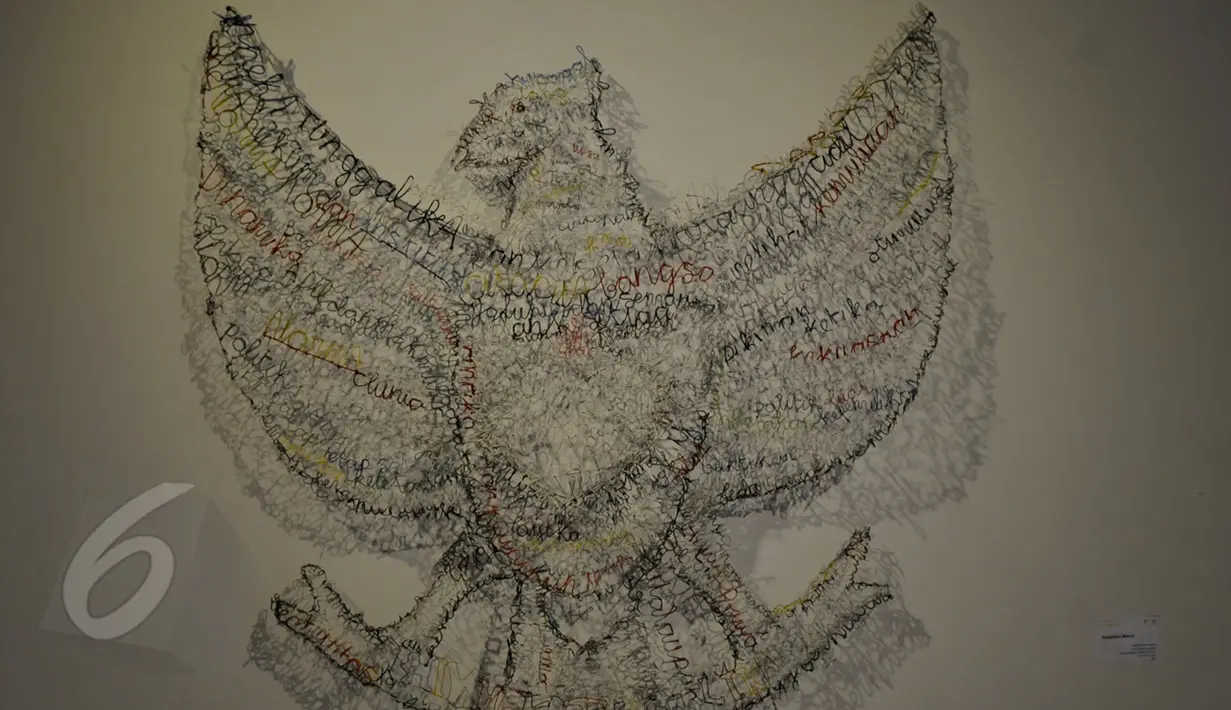 Lambang burung garuda terlihat di Pameran seni rupa nusantara 2015 di Galeri Nasional, Jakarta, Kamis (28/05/2015). Sebanyak 106 karya 2 dan 3 dimensional diantaranya lukisan, drawing, object, seni grafis, video art,dll. (Liputan6.com/Andrian M Tunay)