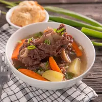 Ilustrasi sop buntut enak/copyrightshutterstock/Odua Images