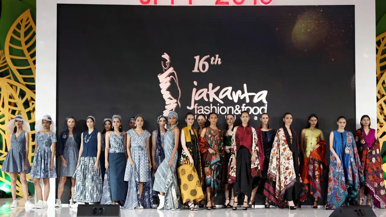 Koleksi dari para desainer Yayasan Batik Indonesia/dokumentasi JFFF 2019