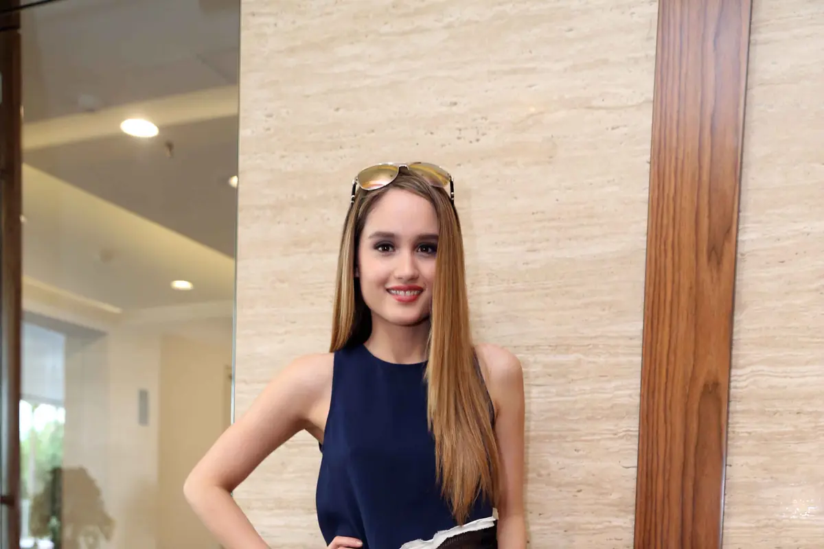 [Bintang] Cinta Laura Kiehl