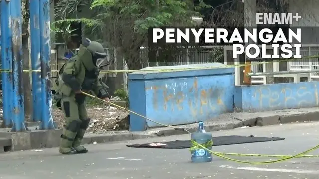 Polisi menggelar olah TKP penyerangan 3 orang polisi oleh seorang pria yang diduga simpatisan ISIS di Pos lantas Kota Tangerang