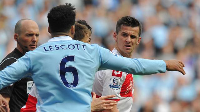 8 Pesepak Bola yang Dinilai Paling Tidak Disiplin