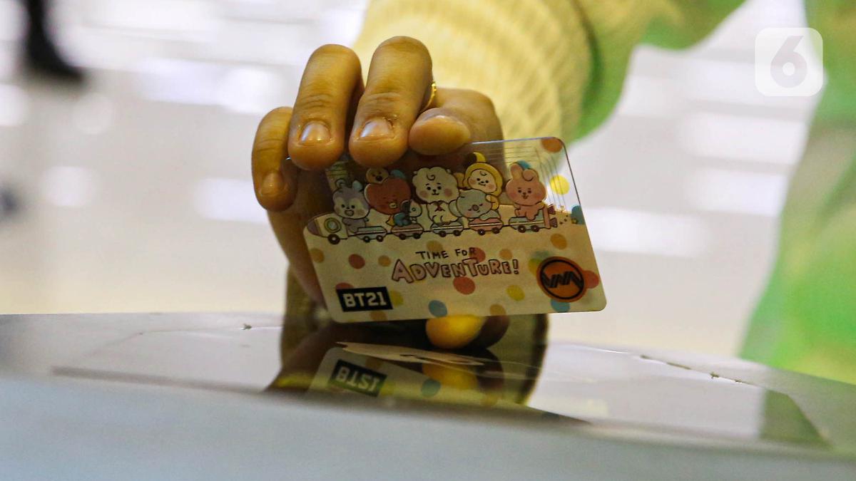 Pengguna KRL Bisa Isi Kartu Multi Trip KRL Lewat Gopay, Cek di Sini Caranya