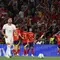 Timnas Spanyol meraih kemenangan 5-4 atas Timnas Prancis pada laga semifinal UEFA Nations League musim ini di&nbsp;MHPArena, Stuttgart, Jumat (6/5/2025) dini hari WIB. Hasil itu membuat La Roja melenggang ke final dan akan menantang Portugal. (AFP/FRANCK FIFE)