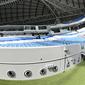 Sistem pendingin udara terlihat di bawah tempat duduk penonton Stadion Al Janoub, Doha, Qatar, Senin (16/12/2019). Stadion Al Janoub dilengkapi dengan sistem pendingin udara berteknologi tinggi. (AP Photo/Hassan Ammar)
