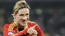 Fernando Torres celebrates after scoring the second goal of the football match of the FIFA Confederations Cup New Zealand vs Spain on June 14, 2009 at the Royal Bakofeng Stadium in Rustenburg. AFP PHOTO/PIERRE-PHILIPPE MARCOU 