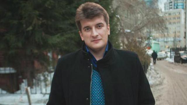 Wartawan Investigasi Rusia Tewas Terjatuh di Apartemennya, Dibunuh?