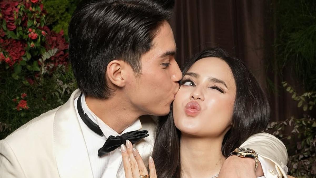 Kilau Perhiasan di Resepsi Syifa Hadju dan El Rumi, Cincin Maia Estianty Ditaksir Bernilai Rp4,7 M