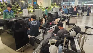 Penerbangan Masih Ditutup, Penumpang Pilih Bertahan di Bandara Soekarno-Hatta