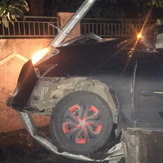 Rombongan D'Masiv Alami Kecelakaan. (instagram.com/aypnm)