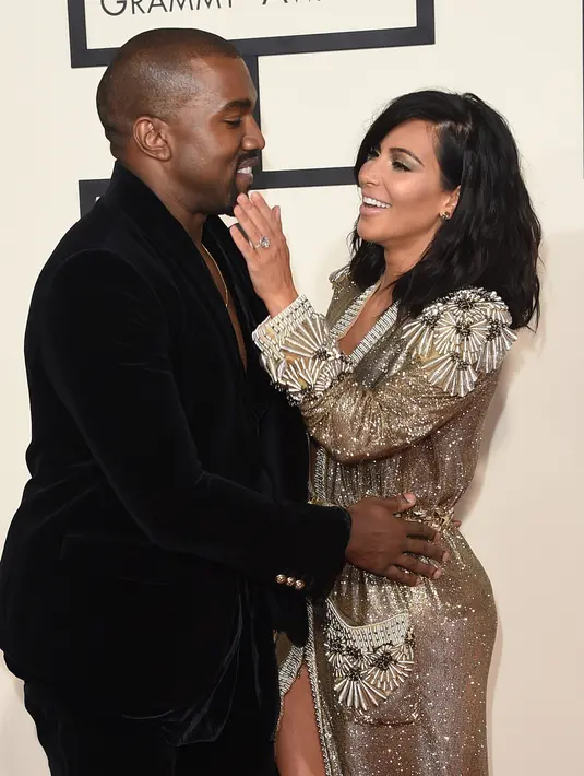 Seperti halnya yang diungkapkan seorang sumber pada US Weekly, dimana ia mengatakan saat ini kehidupan rumah tangga Kim dan Kanye tidak indah lagi seperti dulu. (AFP/Bintang.com)