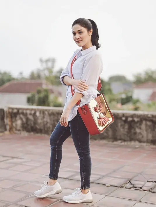 (Instagram/naymirdad)