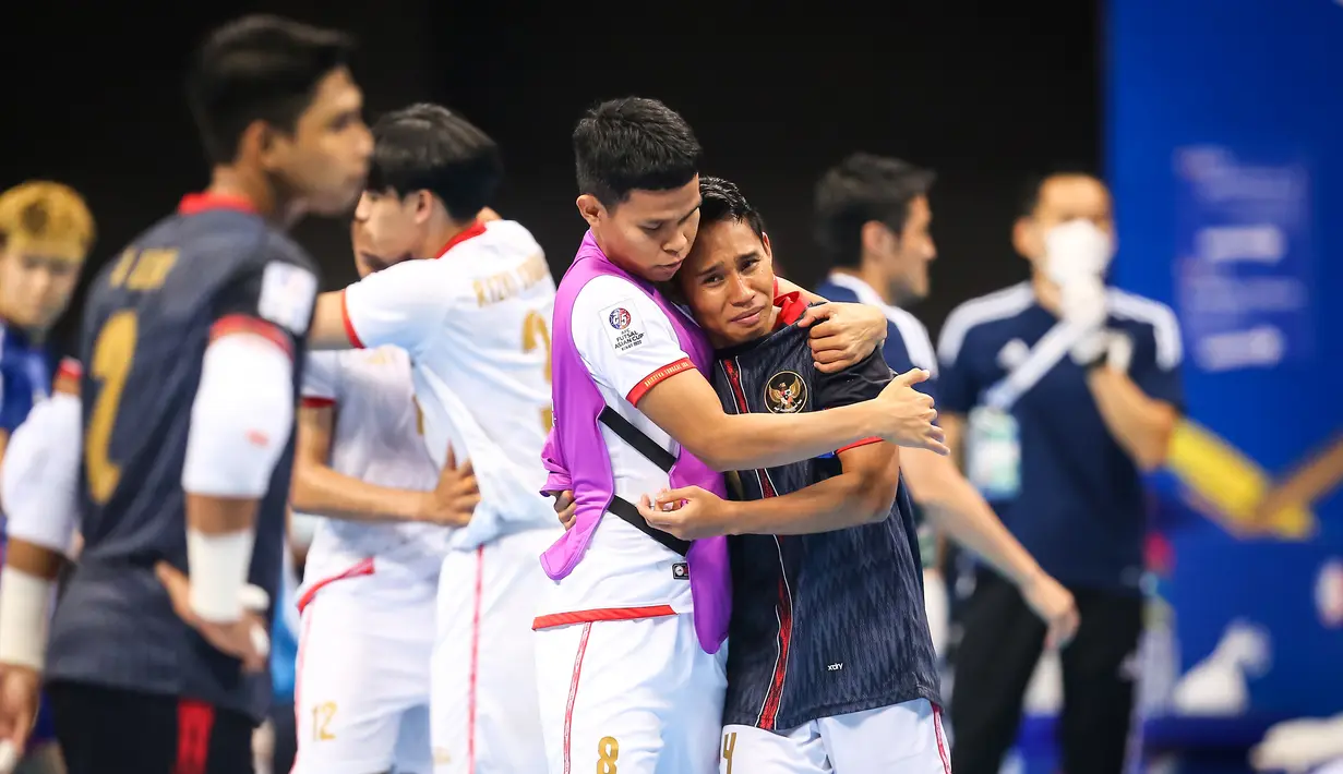 Kekalahan dramatis ini membuat Muhammad Iqbal Rahmatullah dan kawan-kawan harus puas dengan pencapaian terbaik mereka lolos hingga babak perempatfinal. Dalam beberapa edisi Piala Asia sebelumnya Timnas Futsal Indonesia mentok di fase Grup. (AFC)