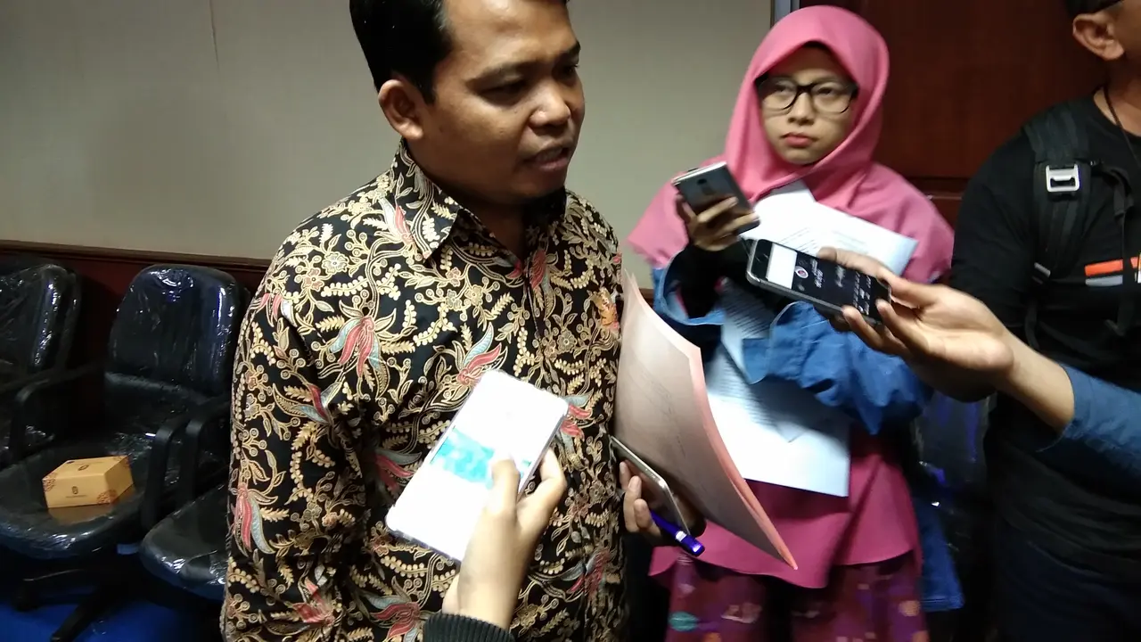 Ketua Komisi Perlindungan Anak Indonesia Susanto, memberikan keterangan pers terkait dominasi laki-laki sebagai korban kekerasan pada anak