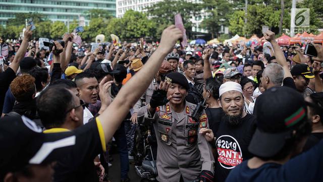 Saling Sindir Massa di Car Free Day
