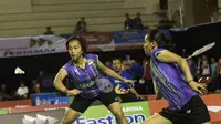 Della Destiara Harris/Rosyita Eka Putri Sari mengukuhkan diri sebagai juara nasional ganda putri 2015.
