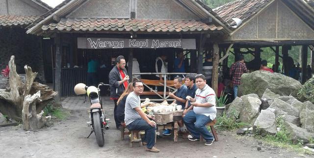 3. Warung Kopi Merapi