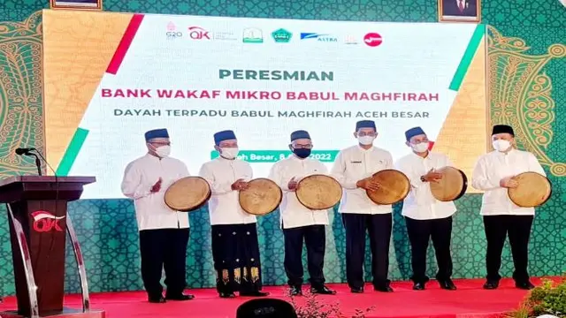 Peresmian bank wakaf mikro Babul Maghfirah oleh OJK dan grup Astra, 8 April 2022 (Foto: Dok Astra)